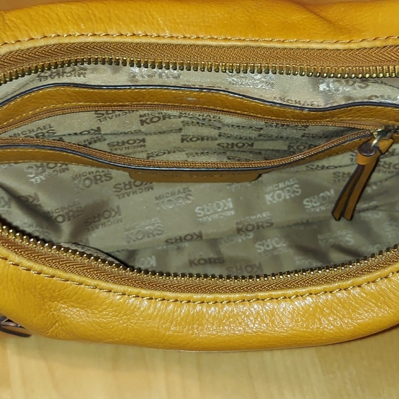 MICHAEL Michael Kors Small Cognac Brown Hobo with Buckle Details - Picture 9 of 16